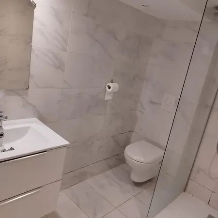 Marché De Noël, 15 Minutes Du Centre De Strasbourg * Eckbolsheim