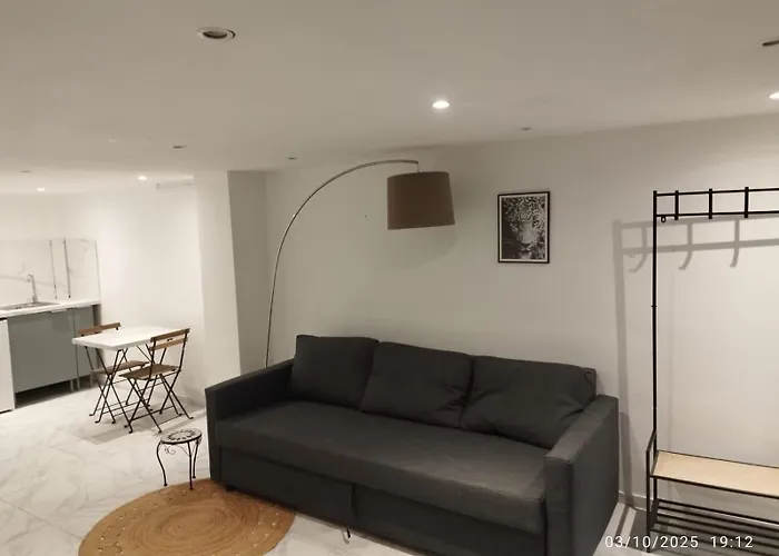 Marché De Noël, 15 Minutes Du Centre De Strasbourg Eckbolsheim